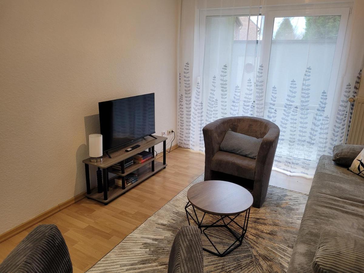 Wohnung In Oberhausen: Zentral & Ruhig, Eigener Eingang 오버하우젠 외부 사진